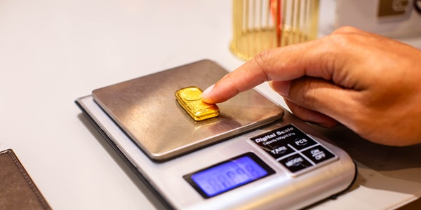 當舖黃金價格怎麼算？黃金當舖典當不賣斷，短期週轉可安心！
